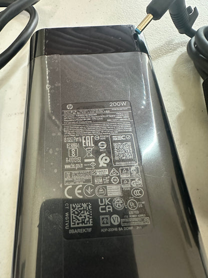New OEM HP 200W 4.5mm Blue tip Power adapter